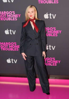 NEW YORK, NEW YORK - APRIL 08: Elle Fanning at Apple s Margo s Got Money Troubles premiere at Regal Union Square on April 08, 2026 in New York City.. Copyright: xAdMediax xMediaPunchx