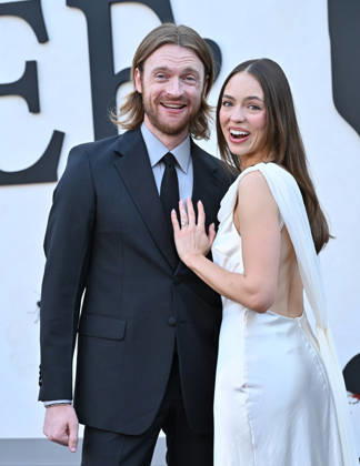 ˜Beef™ season 2 World Premiere Finneas O Connell and Claudia Sulewski arriving to ˜Beef™ season 2 World Premiere at Egyptian Theatre on April 08, 2026 in Hollywood, CA. Hollywood Egyptian Theatre California USA Copyright: xLISAxOConnor AFF-USA.comx