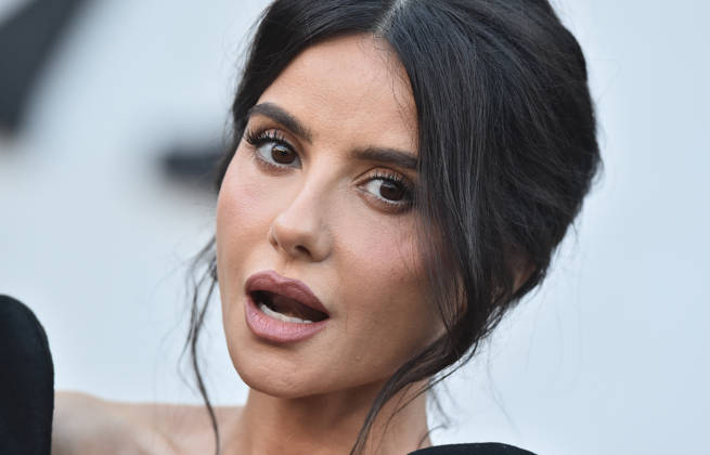 ˜Beef™ season 2 World Premiere Mikaela Hoover arriving to ˜Beef™ season 2 World Premiere at Egyptian Theatre on April 08, 2026 in Hollywood, CA. Hollywood Egyptian Theatre California USA Copyright: xLISAxOConnor AFF-USA.comx