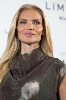 Esther Canadas in Madrid, Spain - 09 Apr 2026 Model Esther Canadas poses at the photocall during the presentation of the new Woman Limited campaign at the El Corte Ingles Showroom. Madrid Spain Copyright: xAtilanoxGarciax xSOPAxImagesx photos12263