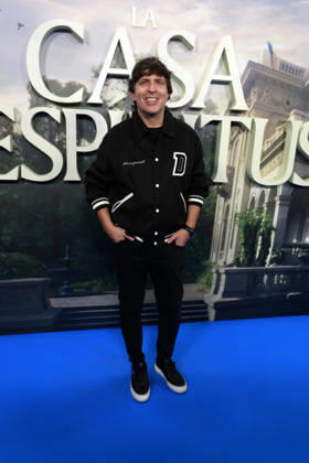 Premiere of the new series La casa de los espíritus Dani Moreno El Gallo during the premiere of La casa de los espíritus, the new Amazon Prime series, on April 9, 2026, in Madrid Spain Based on the successful novel by Isabel Allende, La casa de los espíritus 09 APRIL 2026 Madrid Madrid Spain Copyright: xJosexVelascox 7427250