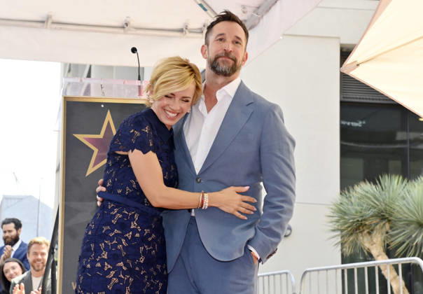 American actor, director and writer Noah Wyle is joined his wife Sara Wells during an unveiling ceremony honoring him with the 2,840th star on the Hollywood Walk of Fame in Los Angeles on Thursday, April 9, 2026. LAP20260409923 JIMxRUYMEN