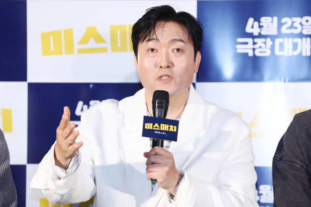 S. Korean actor Lee Jun-hyuk S. Korean actor Lee Jun-hyuk South Korean actor Lee Jun-hyuk, who stars in the new movie Mismatch, attends a publicity event in Seoul on April 9, 2026, to promote the movie, set to hit local screens in South Korea on April 23. (Yonhap) 2026-04-10 11:23:06 < 1980-2026 YONHAPNEWS AGENCY. .> ¼¿ïƯº°½Ã EDITORIAL USE ONLY Copyright: xx PYH2026041005620034400 YonhapxNewsx yonphotos251308