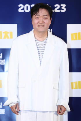 S. Korean actor Lee Jun-hyuk S. Korean actor Lee Jun-hyuk South Korean actor Lee Jun-hyuk, who stars in the new movie Mismatch, poses for a photo during a publicity event in Seoul on April 9, 2026, to promote the movie, set to hit local screens in South Korea on April 23. (Yonhap) 2026-04-10 11:25:42 < 1980-2026 YONHAPNEWS AGENCY. .> ¼¿ïƯº°½Ã EDITORIAL USE ONLY Copyright: xx PYH2026041006100034400 YonhapxNewsx yonphotos251321