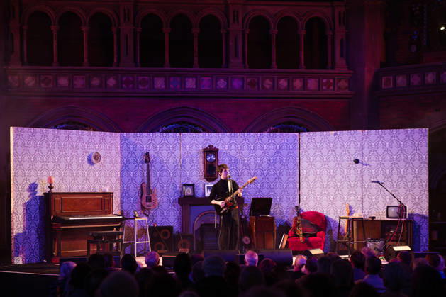 Cathal Murphy supporting Imelda May at the Union Chapel, Credit:Ewelina Stachurska Show Me You Avalon United Kingdom, London, Union Chapel Copyright: xEwelinaxStachurskaxShowxMexYoux xAvalonx 1089890140