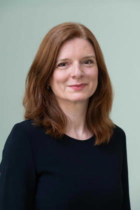 Dr. Katrin VERNAU, Intendantin des WDR; Portraet, Portrait, Porträt, Einzelbild, angeschnittenes Einzelmotiv, Pressekonferenz anlaesslich der Vorstellung der neuen Chefdirigentin des WDR Sinfonieorchesters, beim WDR in Koeln am 10.04.2026,