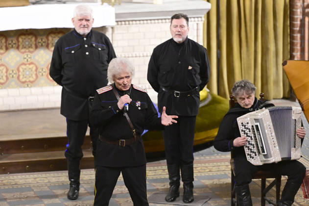 Peter Orloff & der Schwarzmeer Kosaken Chor live bei einem Konzert ihrer Abschiedstournee in der Lutherkirche. Görlitz, 09.04.2026