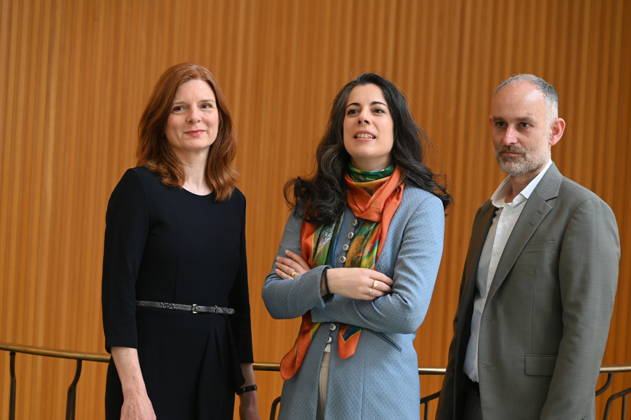 WDR Intendantin Katrin Vernau, l-r, und Dirigentin Marie Jacquot wird Chefdirigentin des WDR Sinfonieorchesters und Manager des WDR Sinfonieorchester Sebastian König