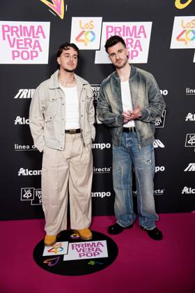 Photocall of the festival Los40 Primavera Pop Madrid 2026 The duo Adexe and Nau during the photocall of the Festival Los40 Primavera Pop Madrid 2026, at the Movistar Arena, on the 10th of April 2026, in Madrid Spain The festival brings together some of the biggest names in pop and urban music of the moment in a macro-concert night to celebrate the 60th anniversary of Los40 Thousands of attendees enjoy live the greatest hits that dominate the charts 10 APRIL 2026 MUSIC LOS40 PRIMAVERA POP CONCERT MUSIC MUSICIANS FAMOUS SINGERS CULTURE ENTERTAINMENT A Pé Madrid Madrid Madrid Spain Copyright: xA.xPÃ rezxMecax 7429620