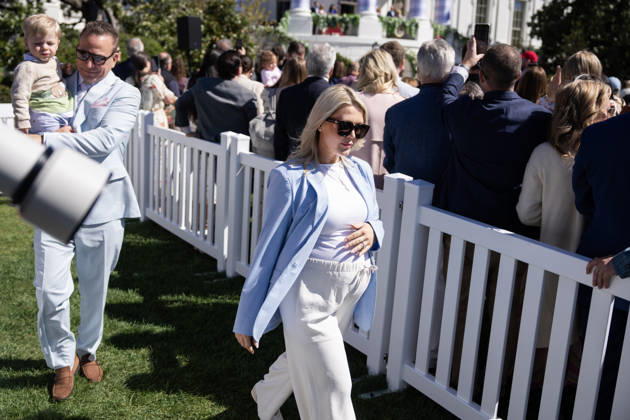 WH Easter Egg Roll 2026 UNITED STATES - APRIL 6: White House press secretary Karoline Leavitt, attends the White House Easter Egg Roll with her husband, Nicholas Riccio, and their son on the South Lawn on Monday, April 6, 2026. (Tom Williams CQ Roll Call) Washington DC United States EDITORIAL USE ONLY Copyright: x2026xCQ-RollxCall,xInc.x TomxWilliamsx rollcallpix170211