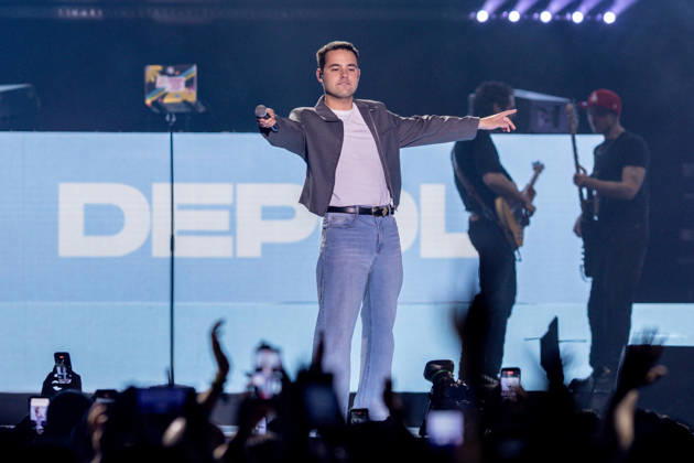Festival Los40 Primavera Pop Madrid 2026 The singer Depol performs during the Festival Los40 Primavera Pop Madrid 2026, at the Movistar Arena, on the 10th of April 2026, in Madrid Spain The festival brings together some of the biggest names in pop and urban music of the moment in a macro-concert night on the occasion of LOS40s 60th anniversary Thousands of attendees enjoy live the greatest hits that dominate the charts 10 APRIL 2026 MUSIC LOS40 PRIMAVERA POP CONCERT MUSIC MUSICIANS FAMOUS SINGERS CULTURE ENTERTAINMENT Madrid Madrid Madrid Spain  Copyright: xRicardoxRubiox 7429994