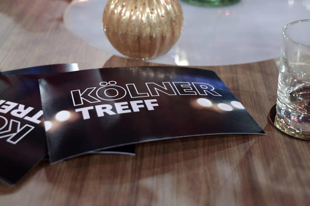 Moderationskarten bei der Aufzeichnung der WDR-Talkshow Kölner Treff im WDR Studio BS 3. Köln, 10.04.2026