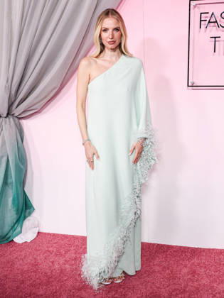 Fashion Trust U.S. Awards 2026 LOS ANGELES, CALIFORNIA, USA - APRIL 07: Leonie Hanne arrives at the Fashion Trust U.S. Awards 2026 In Partnership With Google held at nya studios WEST on April 7, 2026 in Los Angeles, California, United States., Credit:Chad Salvador Avalon United States, California, Los Angeles, nya studios WEST  Copyright: xChadxSalvadorx xAvalonx 1089978702