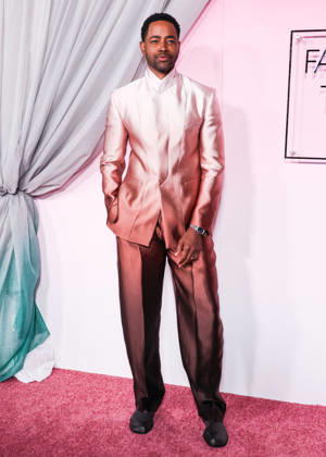 Fashion Trust U.S. Awards 2026 LOS ANGELES, CALIFORNIA, USA - APRIL 07: Jay Ellis wearing Ferrari FW26 RTW arrives at the Fashion Trust U.S. Awards 2026 In Partnership With Google held at nya studios WEST on April 7, 2026 in Los Angeles, California, United States., Credit:Chad Salvador Avalon United States, California, Los Angeles, nya studios WEST  Copyright: xChadxSalvadorx xAvalonx 1089979648