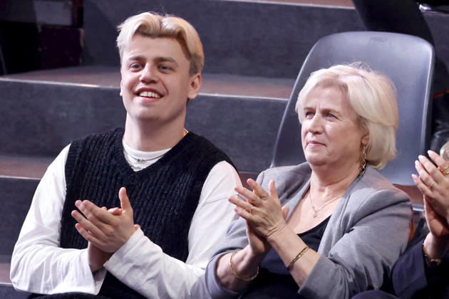 Streamer Kevin Teller (Papaplatte) und seine Mutter Silke Teller bei der fünften Tanzshow der 19. Staffel der RTL-Tanzshow Lets Dance im Coloneum. Köln, 10.04.2026 NRW Deutschland Copyright: xChristophxHardtx