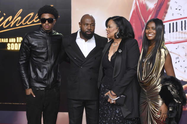 Brando Fuqua, Antoine Fuqua, Lela Rochon und Asia Fuqua bei der Premiere des Kinofilms Michael in der Uber Eats Music Hall. Berlin, 10.04.2026