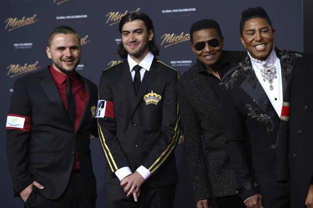 Bigi Jackson, Prince Jackson, Jackie Jackson und Jermaine Jackson bei der Premiere des Kinofilms Michael in der Uber Eats Music Hall. Berlin, 10.04.2026