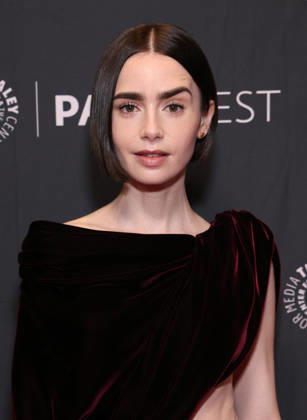 2026 PaleyFest LA - Emily in Paris Lily Collins , At 2026 PaleyFest LA - Netflix s Emily in Paris At The Dolby Theatre In Hollywood CA, USA on April 10 , 2026. Photo by Fati S ABACAPRESS.COM Hollywood CA United States Copyright: xFatixSadou ABACAPRESS.COMx