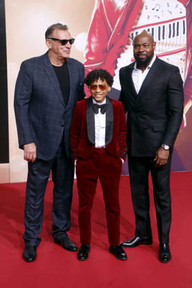 Michael , Weltpremiere auf dem Uber Platz, Berlin, 10.04.2026 Graham King, Juliano Valdi und Rrgisseur Antoine Fuqua bei der Weltpremiere des Kinofilms Michael auf dem Uber Platz in Berlin am 10.04.2026 Berlin Uber Platz Copyright: xAnitaxBuggex