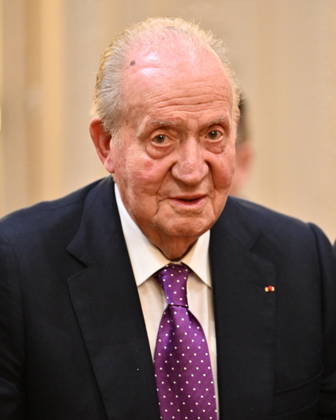 King Juan Carlos at event la 35eme Journee du Livre Politique - Paris King Juan Carlos pictured during a tribute to Former French Prime Minister Lionel Jospin by Pierre Moscovici at the event la 35eme Journee du Livre Politique ( 35th Political Book Day ) at the National Assembly in Paris, France on April 11 2026. Photo by Eliot Blondet ABACAPRESS.COM Paris France  Copyright: xBlondetxEliot ABACAx