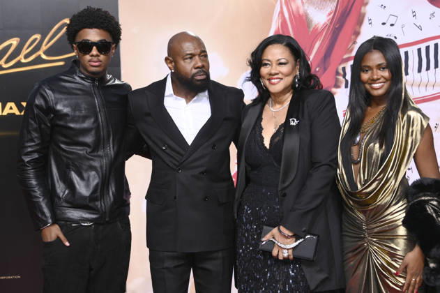 Brando Fuqua, Antoine Fuqua, Lela Rochon und Asia Fuqua bei der Premiere des Kinofilms Michael in der Uber Eats Music Hall. Berlin, 10.04.2026