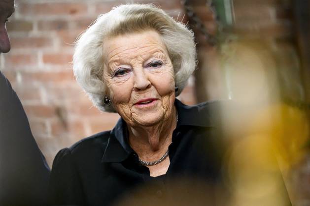 Princess Beatrix Reopens De Wachter Windmill - Netherlands Princess Beatrix opens De Wachter Mill in Zuidlaren, The Netherlands on April 11, 2026. The grain and oil mill is once again accessible to the public following renovation work. The mill is part of Museum De Wachter, where old crafts and steam-powered machines are displayed and brought to life. Photo by Patrick van Emst.NLBeeld Bruno Press ABACAPRESS.COM Zuidlaren Netherlands  Copyright: xBrunoxPress ABACAx