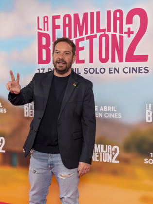 April 11, 2026, Madrid, Madrid, Spain: Director JOAQUIN MAZON attend Ã¢â‚¬ËœLA FAMILIA BENETON +2Ã¢â‚¬â ¢ Photocall at CINESA PROYECCIONES on april 11, 2026 in Madrid, Spain. Madrid Spain  - ZUMAc312 20260411_zsp_c312_180 Copyright: xOscarxManuelxSanchezx