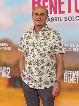 April 11, 2026, Madrid, Madrid, Spain: Actor PEPE VILLUELA attend Ã¢â‚¬ËœLA FAMILIA BENETON +2Ã¢â‚¬â ¢ Photocall at CINESA PROYECCIONES on april 11, 2026 in Madrid, Spain. Madrid Spain  - ZUMAc312 20260411_zsp_c312_196 Copyright: xOscarxManuelxSanchezx