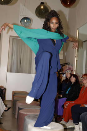 Debora Goulart bei der Anja Gockel Fashion Show Frisches für die Sinne im Showroom Paris 44 by Anja Gockel. Berlin, 10.04.2026