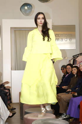 Lia Kemendi bei der Anja Gockel Fashion Show Frisches für die Sinne im Showroom Paris 44 by Anja Gockel. Berlin, 10.04.2026