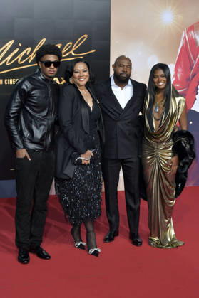 Brando Fuqua, Antoine Fuqua, Lela Rochon und Asia Fuqua bei der Premiere des Kinofilms Michael in der Uber Eats Music Hall. Berlin, 10.04.2026