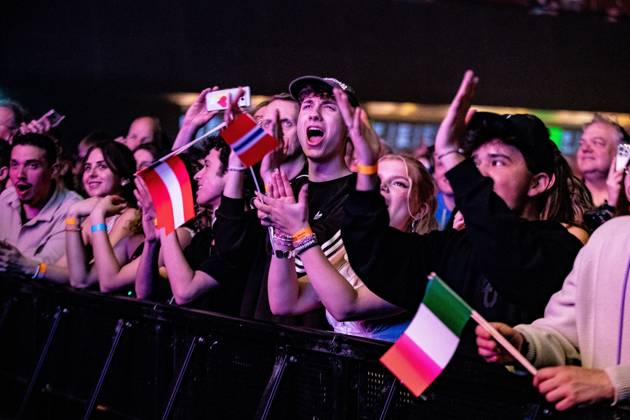 AMSTERDAM - Eurovision fans at AFAS Live during Eurovision in Concert. During the concert, various participants perform their entries for the Song Contest. ANP PAUL BERGEN netherlands out - belgium out  Copyright: xx x555570839x originalFilename: 555570839.jpg