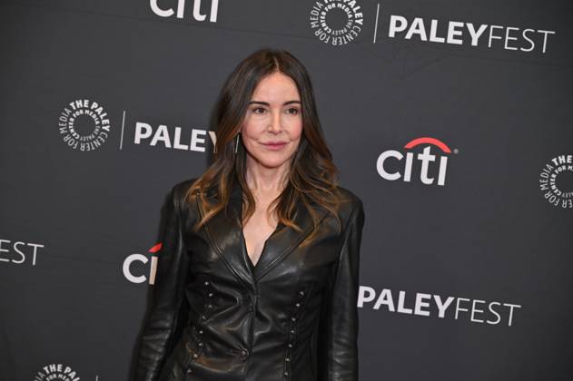 Christa Miller at arrivals for SCRUBS Screening at PaleyFest LA 2026, Dolby Theatre at Ovation Hollywood, Los Angeles, CA, April 11, 2026. Photo By: Michael Mattes Everett Collection SCRUBS Screening at PaleyFest LA 2026 PUBLICATIONXNOTxINxCANxCHNxFRAxITAxJPNxNORxPOLxRUSxESPxUKxUSA
