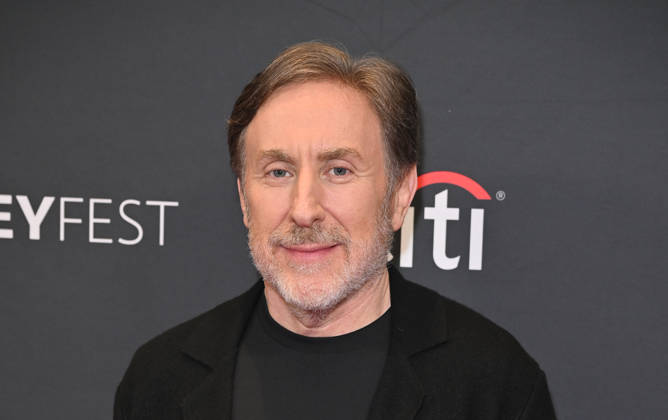˜Your Friends and Neighbors™ - 2026 PaleyFest LA Jonathan Tropper arriving to the panel for Your Friends and Neighbors during the 2026 PaleyFest LA held at the Dolby Theatre on April 11, 2026 in Hollywood, CA. Hollywood Dolby Theatre California USA Copyright: xLeexWattsx xAFF-USA.comx