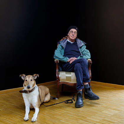 11.04.2026. Neuss. Kunstinitiative Wurzeln und Flügel e.V. Der Fotograf und Videokünstler Horst Wackerbarth präsentiert Arbeiten aus seiner Zeit als Modefotograf in den 1990ern. Neuss Kunstinitiative Wurzeln und Flügel e.V. Gerhard-Hoehme-Allee 1 Nordrhein-Westfalen Deutschland