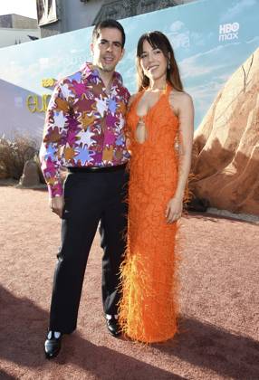 Eli Roth und Vittoria Buraschi bei der Premiere der dritten Staffel von HBOs Euphoria in Los Angeles, am 7. April 2026 im TCL Chinese Theatre in Hollywood, USA, Los Angeles, CA, USA, Hollywood, Kalifornien, USA Eli Roth and Vittoria Buraschi at the Los Angeles premiere of HBO s Euphoria Season 3 held at TCL Chinese Theatre in Hollywood, USA on April 7, 2026, Los Angeles, CA, USA, Hollywood, California, USA Copyright: imageBROKER Lumaimages.com ibltuj17311139