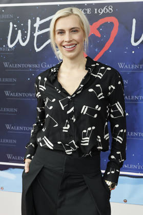 Verena Kerth bei der Eröffnung der Ausstellung Keine Panik in Werl - Das Udo Lindenberg Universum in den Walentowski Galerien. Werl, 11.04.2026