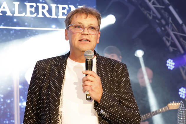Christoph Walentowski bei der Eröffnung der Ausstellung Keine Panik in Werl - Das Udo Lindenberg Universum in den Walentowski Galerien. Werl, 11.04.2026