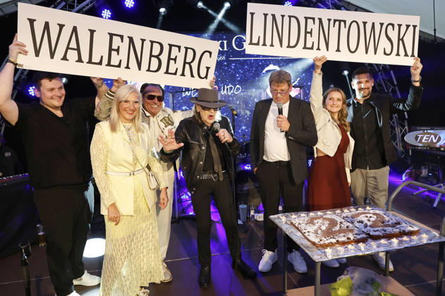 Udo Lindenberg und die Walentowskis bei der Eröffnung der Ausstellung Keine Panik in Werl - Das Udo Lindenberg Universum in den Walentowski Galerien. Werl, 11.04.2026