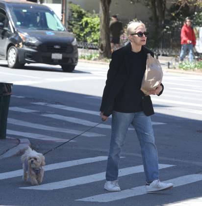 Ellen Barkin walking her dog and stopping to buy bread from a street vendor in the West Village Featuring: Ellen Barkin Where: New York City, New York, United States When: 11 Apr 2026 Credit: Rob Davis INSTARimages EDITORIAL USE ONLY. NOT FOR USE BY NEWSPAPERS BASED IN THE UK. Copyright: xx instar55611821