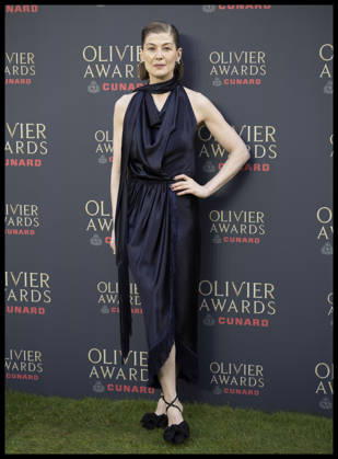 . 12 04 2026. London, United Kingdom. Rosamund Pike arriving at The Olivier Awards in London.  xStephenxLockx xi-Imagesx IIM-26693-0058