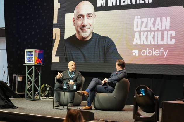 The Founder Summit 2026 Özkan Akkilic beim The Founder Summit 2026 im RheinMain CongressCenter (RMCC) in Wiesbaden am 12.04.2026 Wiesbaden RheinMain CongressCenter Hessen