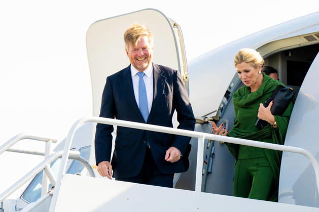 Dutch Royals arrive in Philadelphia, USA - 12 Apr 2026 King Willem-Alexander, Queen Maxima during arrival at Philadelphia International Airport, for the three day visit to Philadelphia, Washington and Miami in the USA. Philadelphia USA  Copyright: xMischaxSchoemakerx
