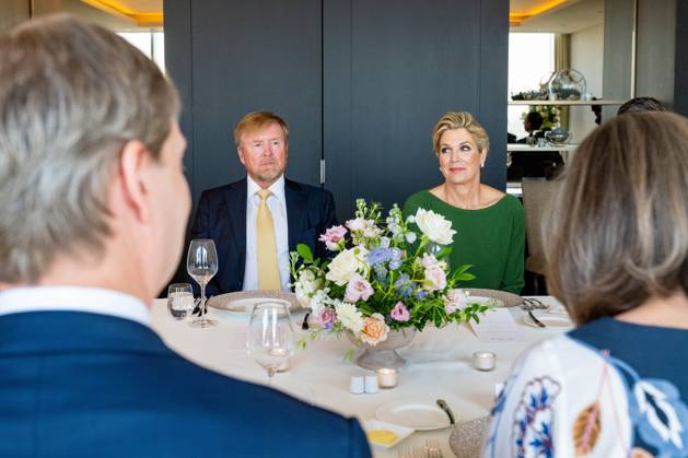 PHILADELPHIA - King Willem-Alexander and Queen Maxima are speaking with several Dutch representatives of companies and organizations in the United States during a dinner to gain background insights into the transatlantic relationship and economic and social developments. The royal couple is paying a three-day working visit to the United States. MISCHA SCHOEMAKER POOL ANP netherlands out - belgium out  Copyright: xx x555680802x originalFilename: 555680802.jpg