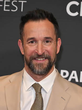 ˜The Pitt™ - 2026 PaleyFest LA Noah Wyle arriving to the panel for HBO Max™s ˜The Pitt™ during the 2026 PaleyFest LA held at the Dolby Theatre on April 12, 2026 in Hollywood, CA. Hollywood Dolby Theatre California USA Copyright: xLeexWattsx xAFF-USA.comx