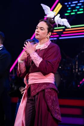 Jim Parsons on stage for TITANIQUE Opening Night on Broadway Curtain Call, St. James Theatre, New York, NY, April 12, 2026. Photo By: Simon Lindenblatt Everett Collection TITANIQUE Opening Night on Broadway Curtain Call PUBLICATIONXNOTxINxCANxCHNxFRAxITAxJPNxNORxPOLxRUSxESPxUKxUSA