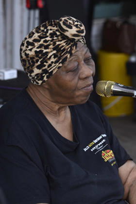 April 12, 2026, Clarksdale, Ms, United States of America: MISS GLADYS during day five of the 2026 Juke Joint Festival on April 12, 2026 in Clarksdale, Mississippi. Clarksdale United States of America - ZUMAw132 20260412_zap_w132_005 Copyright: xTomxWalkox