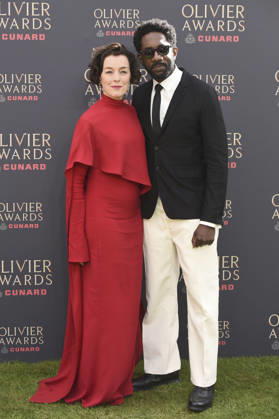 Olivia Williams mit Ehemann Rashan Stone bei der Verleihung der Olivier Awards 2026 in der Royal Albert Hall. 12.04.2026