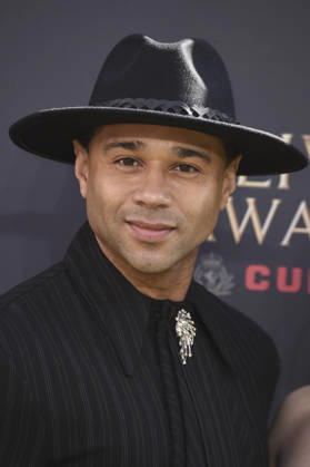Corbin Bleu bei der Verleihung der Olivier Awards 2026 in der Royal Albert Hall. 12.04.2026