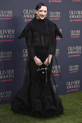 Mason Alexander Park bei der Verleihung der Olivier Awards 2026 in der Royal Albert Hall. 12.04.2026